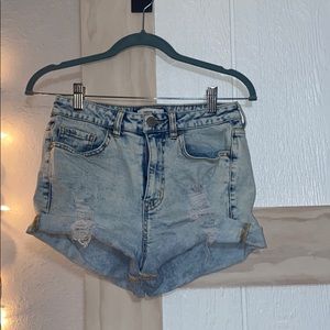 Forever 21 light wash shorts